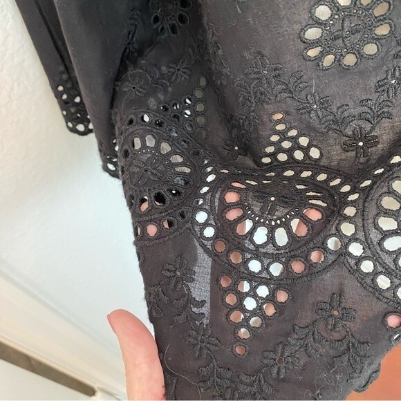 NWOT Tommy Bahama Eyelet Lace Black 3/4 Sleeve Cut Out Crochet Look Top SZ L - Picture 6 of 10